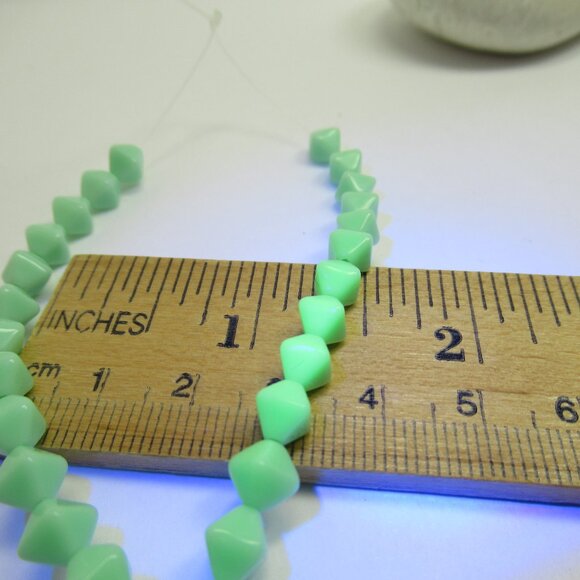 UG bicone beads - Picture 4 of 7